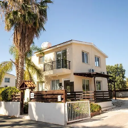 Gavalas Villa Peyia